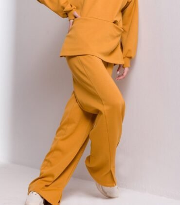 mustard relaxed pants