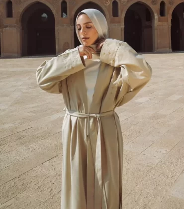 Moon love kimono in beige