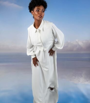 Breeze Relaxed Dress in White