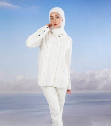 Stitched Shirt in Off-white