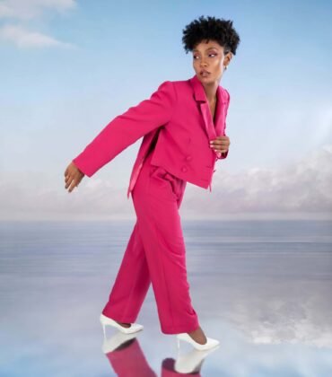 High-waisted Tailored Trousers in Pink